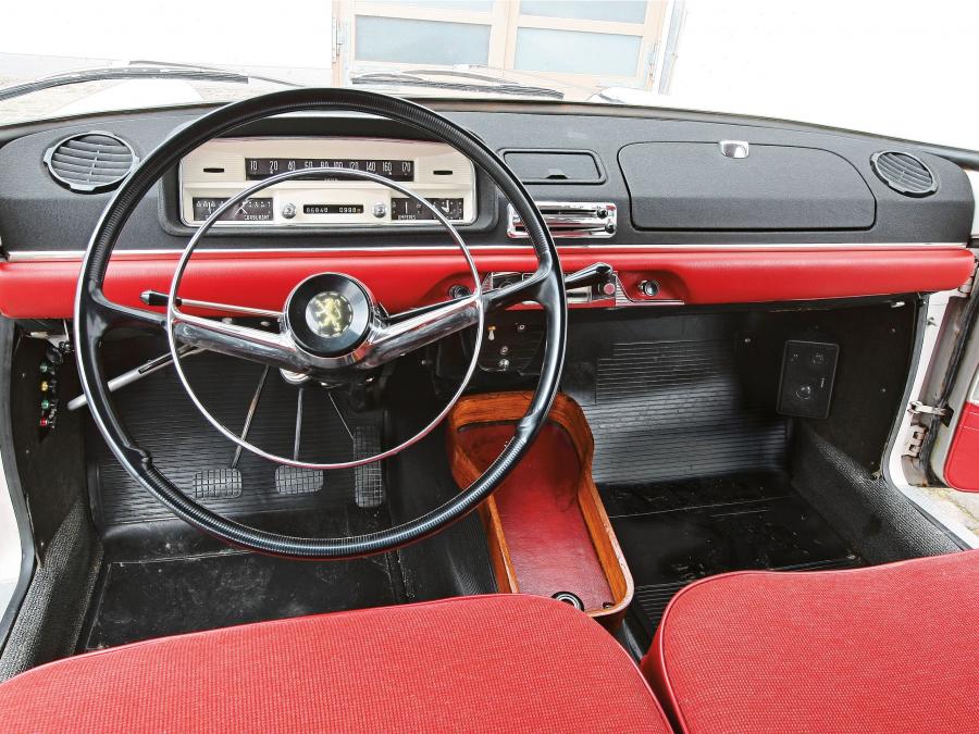 Торпедо Peugeot 404 Break 1962 года  (фото 8 из 18)
